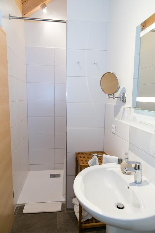 Ame De La Terre Bed & Breakfast Ruffey-lès-Échirey Стая снимка
