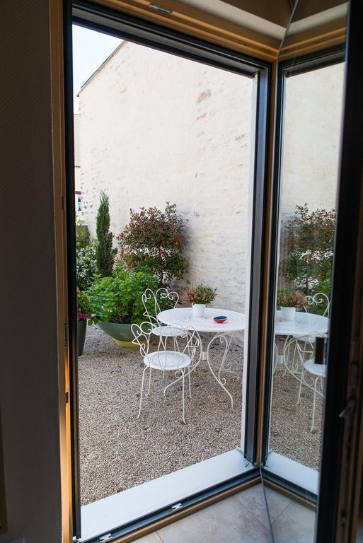 Ame De La Terre Bed & Breakfast Ruffey-lès-Échirey Стая снимка